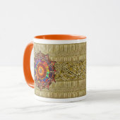 Gold Symbolic Sun Mandala Mok (Voorkant links)