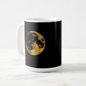Gold textured moon on dark black koffiemok (Voorkant links)