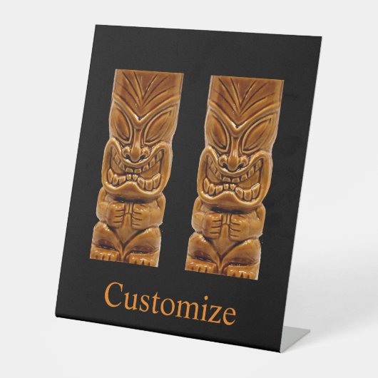 Gold Tiki Sculpture Thunder_Cove Reclamebord Met Voetstuk (Voorkant)