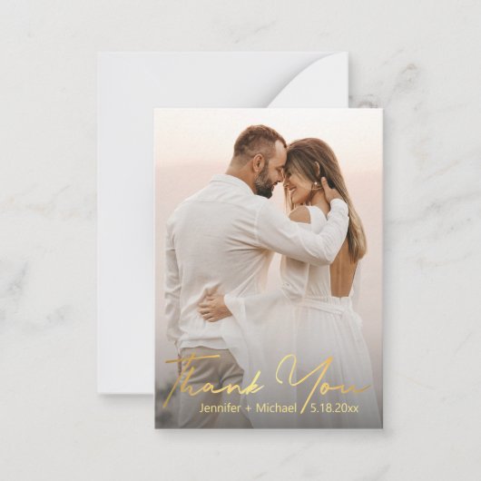 Gold Trendy Script Trouwfoto Dank u Notitiekaartje (Voorkant)