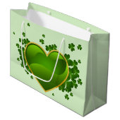 Gold-trimmed Green Heart met Shamrocks Groot Cadeauzakje (Voorkant Gekanteld)