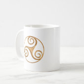 Gold Triskelion Koffiemok (Voorkant links)