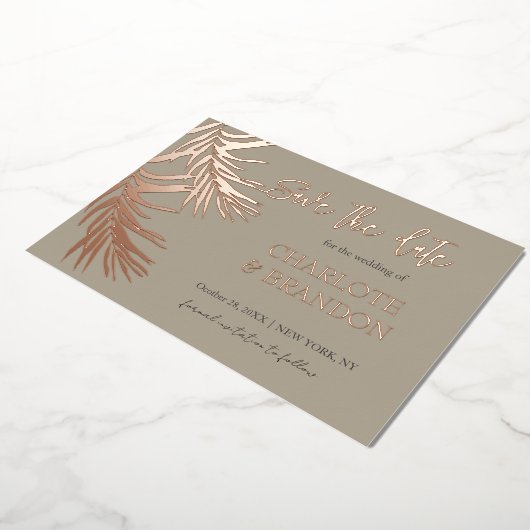 Gold Tropical Palm Leaf Wedding Save the Date Folie Uitnodiging (Gedraaid)