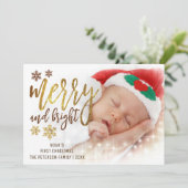 Gold Typografie | Eerste kerstfoto baby's Feestdagenkaart (Staand voorkant)