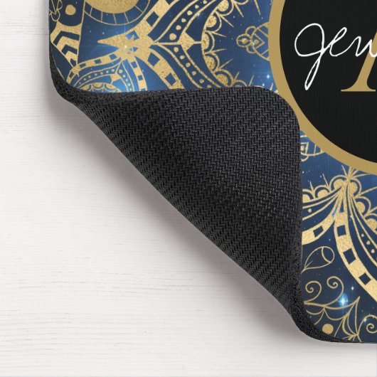 Gold waterverf en nebula mandala Blue Monogram Muismat (Hoek)