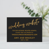 Gold Waves & Handwriting Black Wedding Website Informatiekaartje (Staand voorkant)