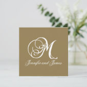 Gold Wedding Invitation Monogram M Sjabloon Kaart (Staand voorkant)