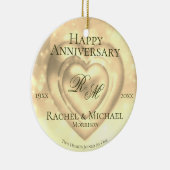 Gold Wedding Jubileum met twee harten Keramisch Ornament (Rechts)