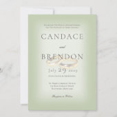 Gold Wedding Rings op Sage Wedding Uitnodiging (Voorkant)