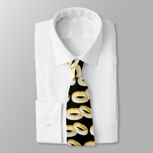 Gold Wedding Rings Pattern op Black Stropdas (Gebonden)