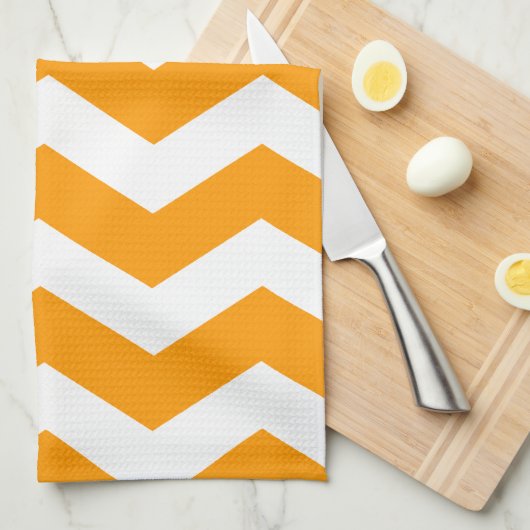 Gold & White Chevron Theedoek (Quarter Fold)
