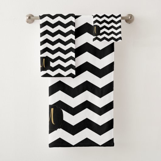 Gold, White en Black Chevron Design Bad Handdoek (Insitu)