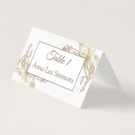 Gold White Faux Metal Floral Wedding Name Place Kaart (Voorkant)