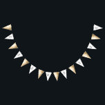 Gold & White Hearts huwelijksfeest PERSONALISEREN  Vlaggetjes<br><div class="desc">- Geef en pas het ontwerp uit gebruikend het online redacteurshulpmiddel! - UW JE afbeelding OP EN gebruik je eigen tekst en krijg een gedrukte versie van je cadeau! - Breng dit ontwerp over op een ander product met behulp van de knop "Transferontwerp" onderaan elke productpagina. Geef uit, pas aan,...</div>