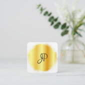 Gold White Luxury Modern Elegant Monogram Sjabloon Vierkante Visitekaartje (Staand voorkant)