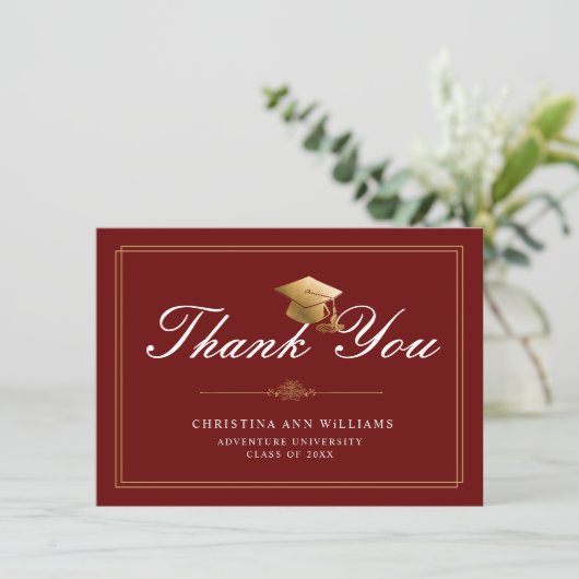 Gold  WhiteScript Grad Cap Red Graduation Bedankkaart (Staand voorkant)