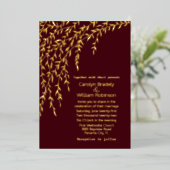 Gold Willows Burgundy Wedding Folie Uitnodiging (Staand Voorkant)