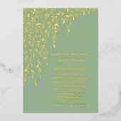 Gold Willows Light Sage Green Wedding Folie Uitnodiging (Voorkant)