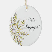 Gold Winter Snowflake op White Verloving Keramisch Ornament (Rechts)