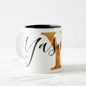 Gold 'Y'-monogram met persoonlijke naam Tweekleurige Koffiemok (Voorkant links)