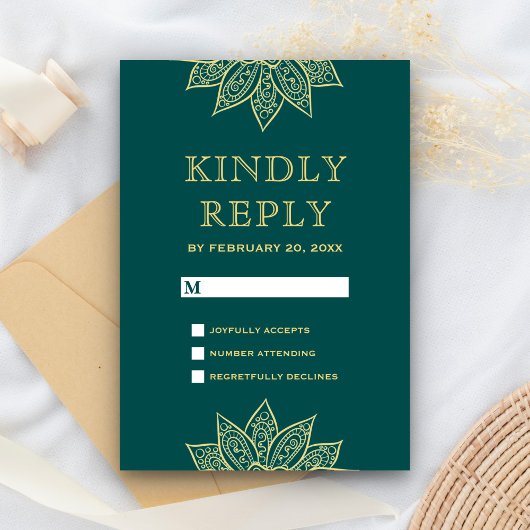 Gold Zee Green Mehendi Henna Indian Wedding RSVP Kaartje