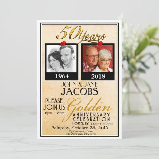 Golden 50e Jubileum Uitnodiging met enveloppen (Staand voorkant)