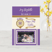 Golden 50ste verjaardag blije jaren paarse crème kaart (Gele Bloem)