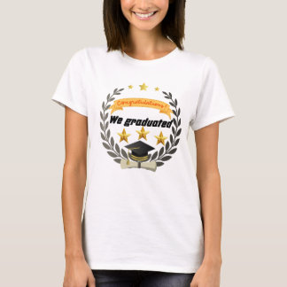 Golden Afstuderen Badge met Elegante Stijl T-shirt