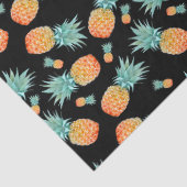 Golden anananappelpatroon op zwart | Tropische vru Tissuepapier (Detail)