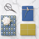 Golden and Blue Star van David Inpakpapier Vel<br><div class="desc">Een gouden en blauwe verbluffende vormgeving,  deze verpakkingskrant is geweldig voor Hanukkah. Met Star van David met een blauw en gouden patroon,  beveel je vandaag! Kunstwerk gemaakt door: AMBillustraties http://www.etsy.com/shop/AMBillustrations/</div>