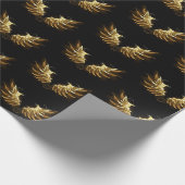 Golden Angel Wings op zwarte achtergrond Cadeaupapier (Hoek)