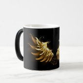 Golden Angel Wings op zwarte achtergrond Magische Mok (Voorkant links)