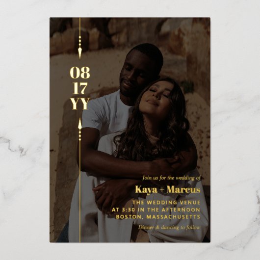 Golden Arrows en Date Photo Weddenschap Gold Folie Uitnodiging (Voorkant)