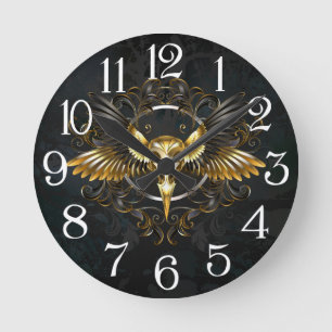 Golden Bird Skull op zwarte achtergrond Ronde Klok