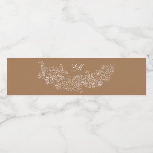 Golden Brown Romantic Ornament Initialen Waterfles Etiket (Enkel label)