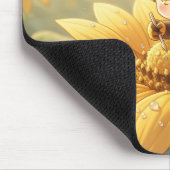 Golden Bumblebee in Bloom Dance.3 Muismat (Hoek)