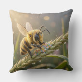 Golden Bumblebee in Bloom Dance.7 Kussen (Achterkant)