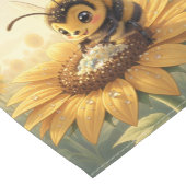 Golden Bumblebee in Bloom Dance.9 Korte Tafelloper (Hoek)