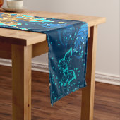 Golden Butterflies op een blauwe achtergrond Korte Tafelloper (Voorbeeld)