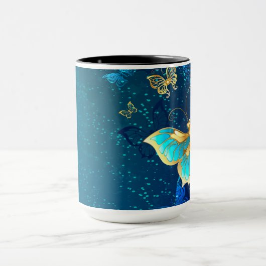 Golden Butterflies op een blauwe achtergrond Mok (Midden)