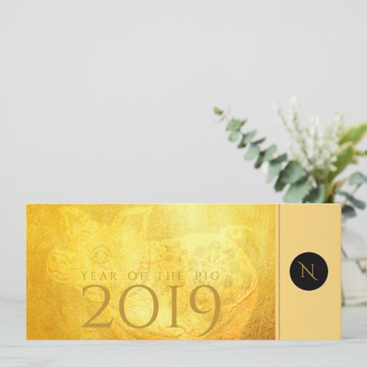 Golden Chinese Pig Papercut 2019 Monogram Uitnodig Kaart (Staand voorkant)