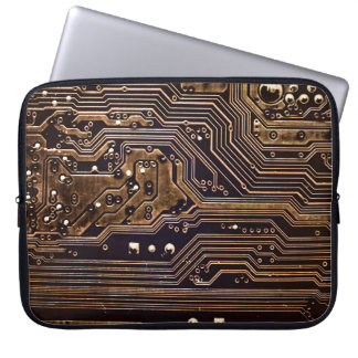 Golden circuit board. Elektronische computerhardwa Laptop Sleeve