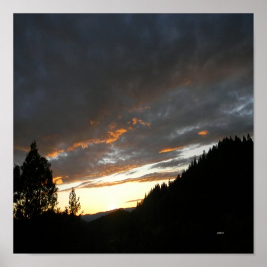 Golden Cloudy Sunset.... Poster (Voorkant)