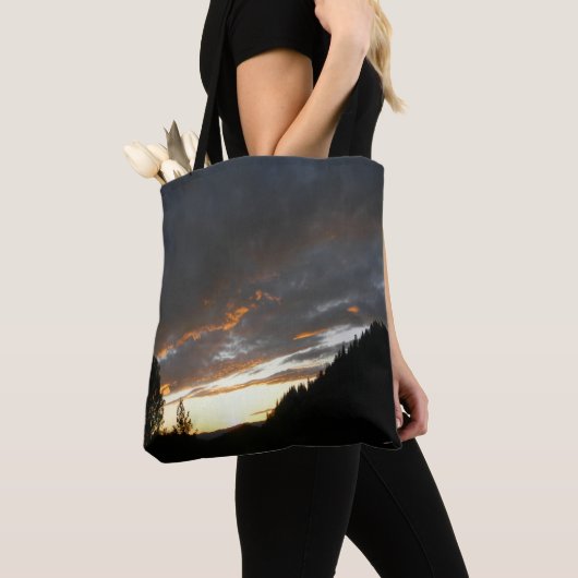 Golden Cloudy Sunset.... Tote Bag (Dichtbij)