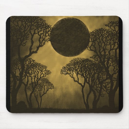 Golden Dark Forest Eclipse Mousepad Muismat (Voorkant)