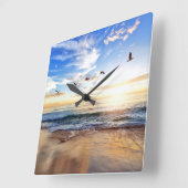 Golden Dawn: Eenzaamheid van het Zee Vierkante Klok (Hoek)