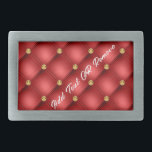 Golden Diamond Tufted Leather Custom Text Name Red Gesp<br><div class="desc">Golden Diamond Tufted Leather Custom Text Name Red Gold Persoonlijke Gift - Kies / voeg je favoriete tekst toe - Naam OF verwijder tekst - Maak je speciale cadeautje - Resize en beweeg of verwijder tekst / elementen met het gereedschap Aanpassing. Kies uw favoriete lettertype / grootte / kleur! Ontwerp...</div>