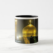 Golden dome van het imam Reza Shrine Complex op Tweekleurige Koffiemok (Center)