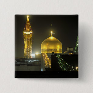 Golden dome van het imam Reza Shrine Complex op Vierkante Button 5,1 Cm