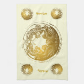 Golden Dragons in nood - onbehagen, heroïsme Theedoek (Verticaal)